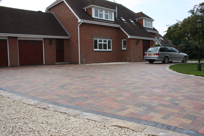 Rustington driveway Autumn Gold Granite edging 052.jpg